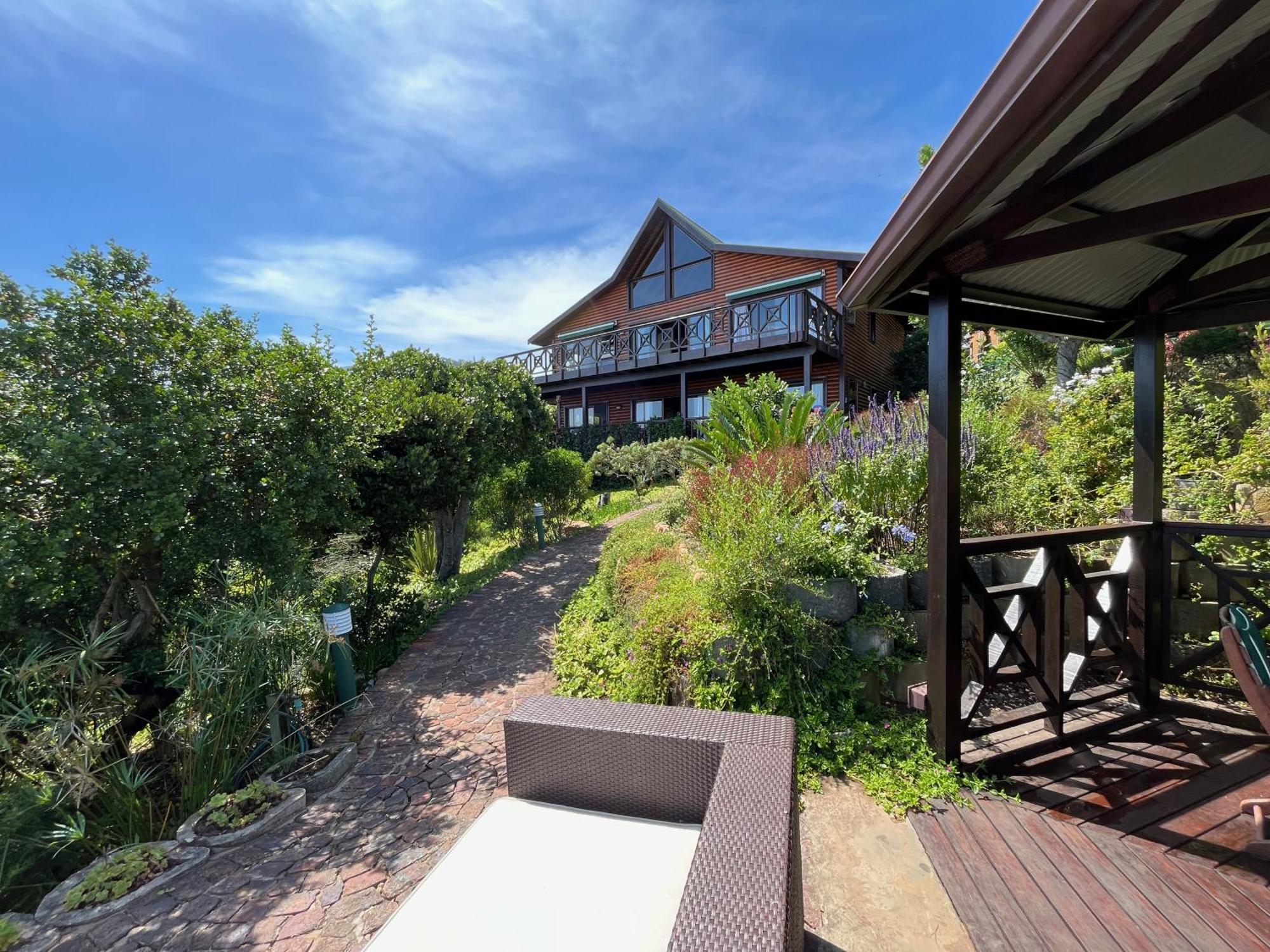 Peaceful Guest Suite With Balcony Views And Garden Setting Брентон-он-Сі Екстер'єр фото