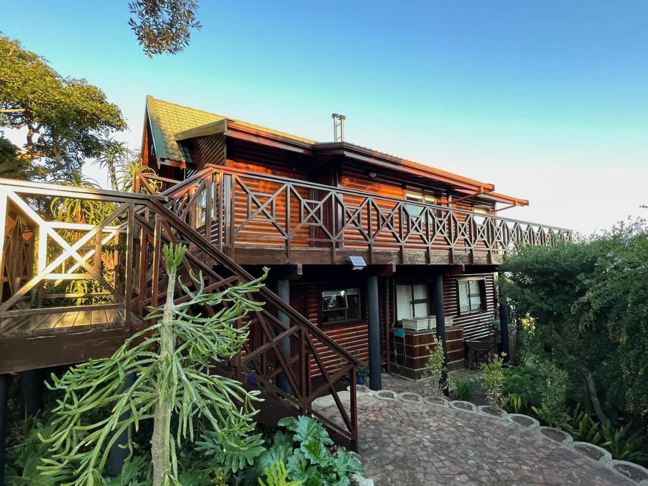 Peaceful Guest Suite With Balcony Views And Garden Setting Брентон-он-Сі Екстер'єр фото